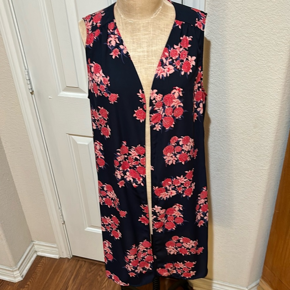 Long vest - Picture 1 of 7